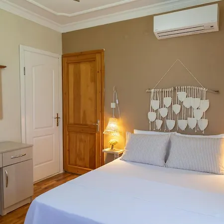 Cunda Sir Otel *