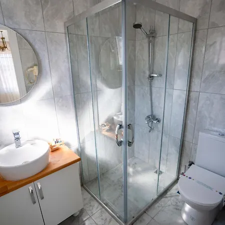 Cunda Sir Otel *